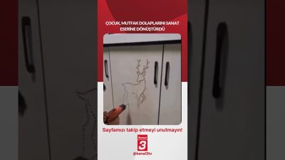 Çocuk, mutfak dolaplarını sanat eserine dönüştürdü… 📶https://kanal3.com.tr/ Sosyal Medya Hesaplarımızı