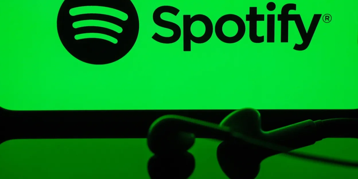 Dünyanın en popüler çevrimiçi müzik ve podcast platformu Spotify'da küresel
