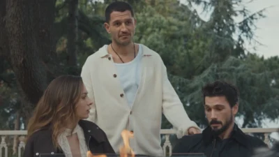 Ekranların fenomen yapımı "Yeraltı" dizisinde "Volkan" karakteriyle fırtınalar estiren Burak
