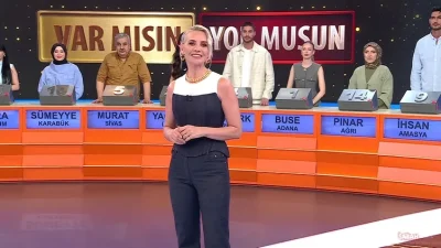 ATV ekranlarında Esra Erol’un sunumuyla yayınlanan Var Mısın Yok Musun