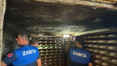 Tarsus Belediyesi ekipleri tarafından gerçekleştirilen fırın denetimlerinde skandalla karşılaşıldı! Üretim