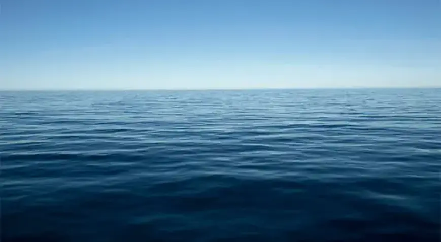 Meteoroloji'nin fırtına ve yüksek dalga uyarılarının ardından 8 kentte denize