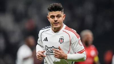 Beşiktaş'ın yeni sezon kadro planlamasında yer almayan ve Süper Lig'in
