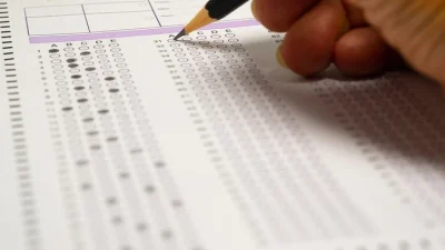 Milli Eğitim Bakanlığı (MEB) bünyesinde eğitimlerine açıktan devam eden binlerce