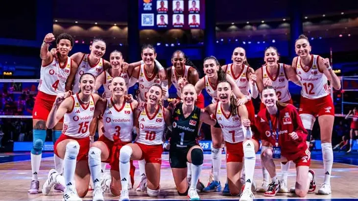 2026 FIVB Milletler Ligi'nde (VNL) adını yarı finale yazdıran Filenin