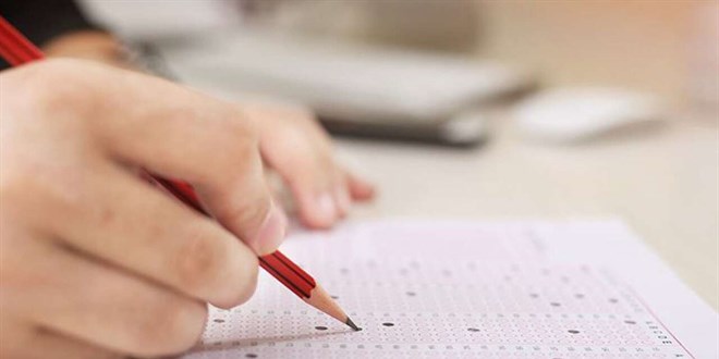 Yükseköğretim Kurumları Sınavı'nda (YKS) Alan Yeterlilik Testi (AYT) Matematik oturumunda