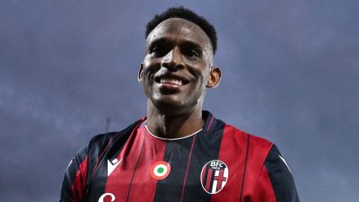 Galatasaray'da stoper transferinde sıcak gelişme! Sarı-kırmızılılar, Bologna'nın Kolombiyalı stoperi Jhon
