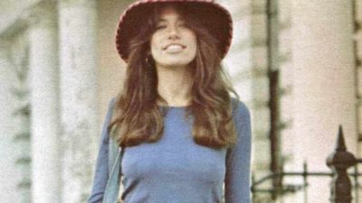"You're So Vain" şarkısıyla bir döneme damga vuran 83 yaşındaki