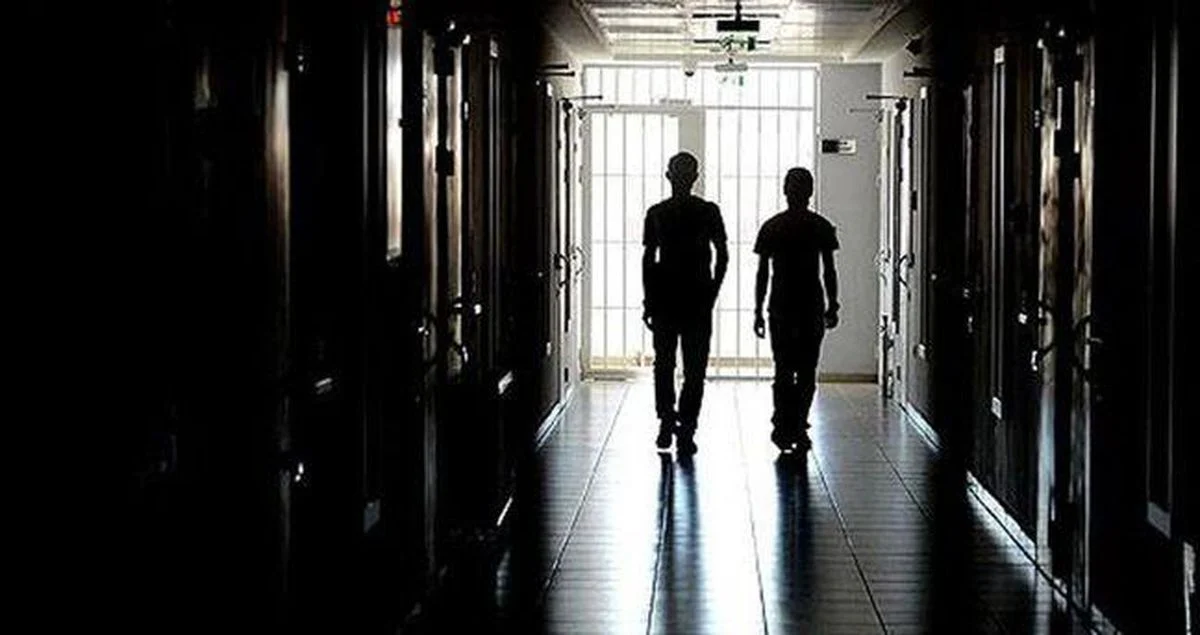 Suça sürüklenen çocuklar düzenlemesi: 15-18 yaş arasına müebbet hapis verilebilecek.