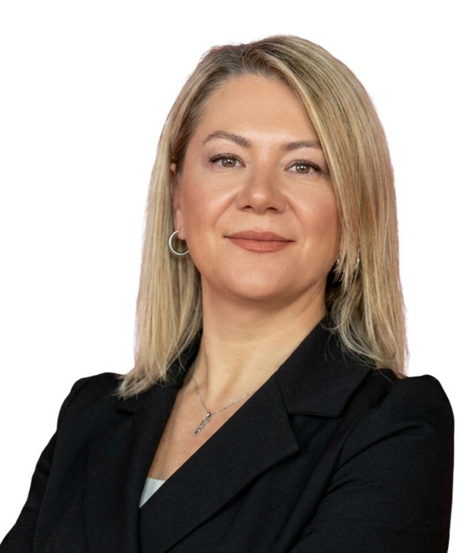 Zeliha BEDİR yazar fotoğrafı