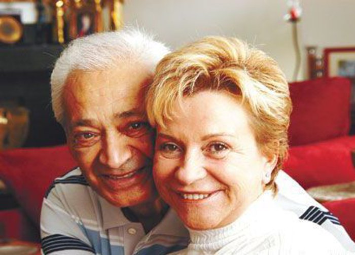 Merhum sanatçı Adnan Şenses'in hayatı beyaz perdeye taşınıyor. Eşi Lale