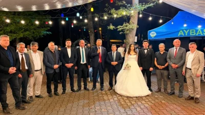 AK Parti Aybastı İlçe Başkanı Kamil Yediyıldız, oğlunun düğün davetiyesiyle