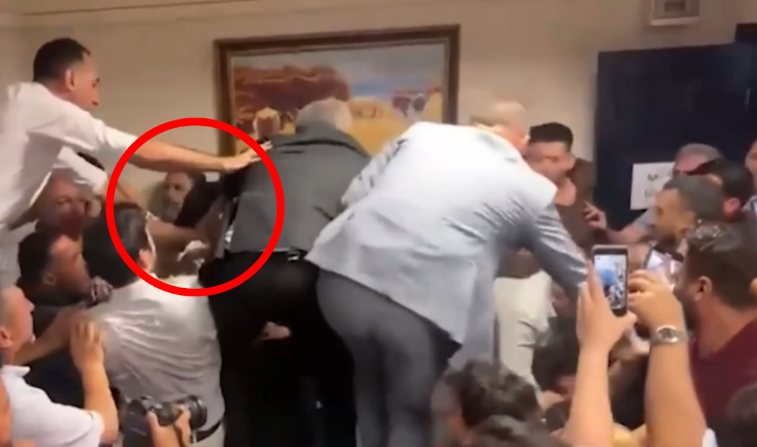 İzmir Menderes Belediyesi'nde tutuklanan İlkay Çiçek'in yerine yapılan başkanvekilliği seçimi