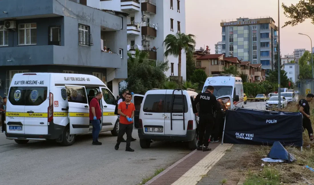 Adana'nın Çukurova ilçesinde borç-alacak anlaşmazlığı nedeniyle çıkan dehşet verici olayda,