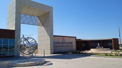 Cumhurbaşkanı Erdoğan'ın imzasıyla yayımlanan atama kararlarına göre İzmir Kâtip Çelebi