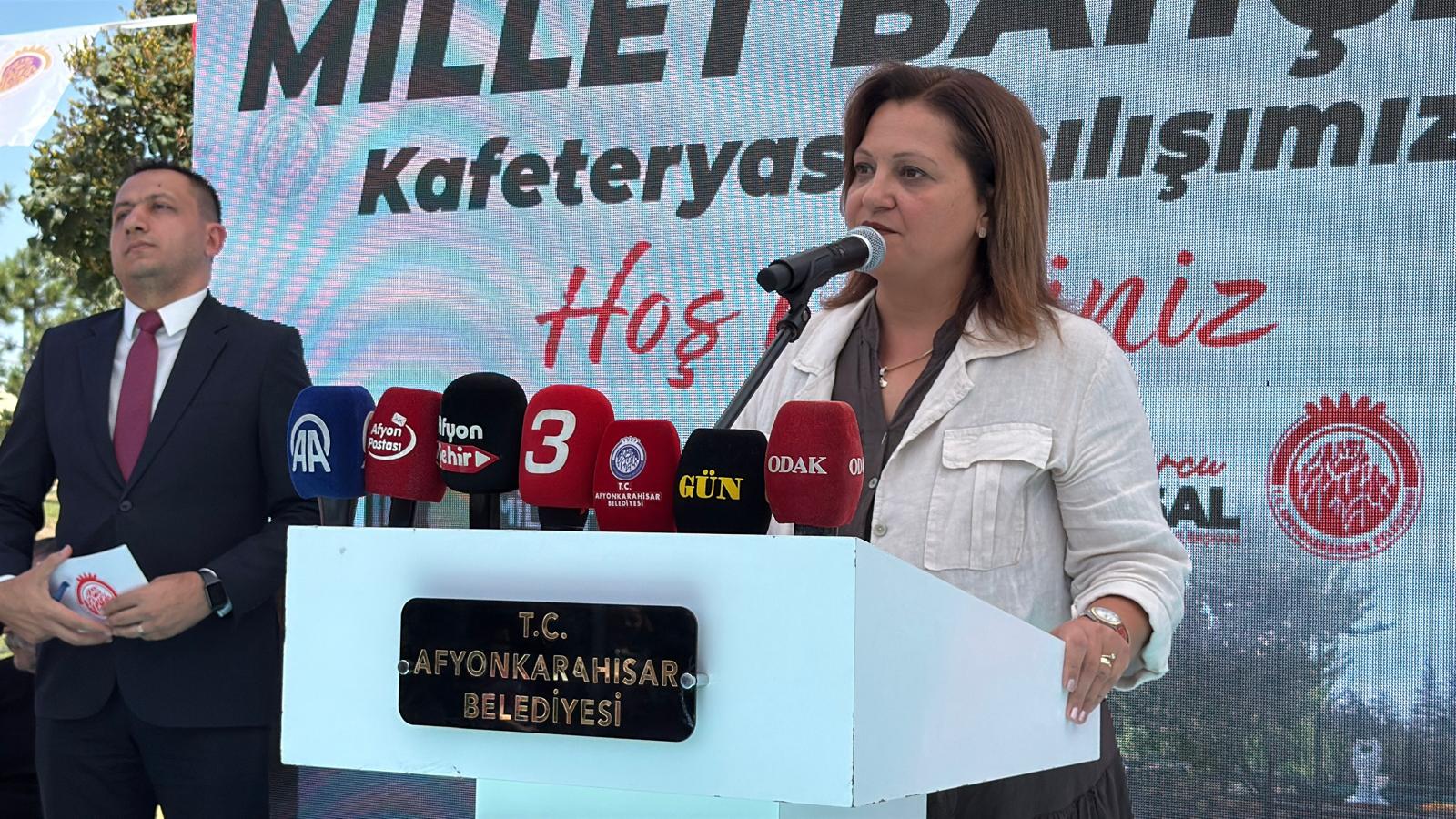Afyonkarahisar Belediyesi tarafından Bülent Ecevit Parkı Millet Bahçesi içerisinde yapımı