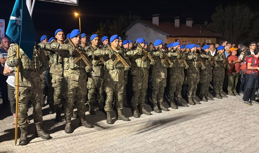 Stadyum programının ardından etkinliklerin bir sonraki durağı Çakırözü Köyü oldu.