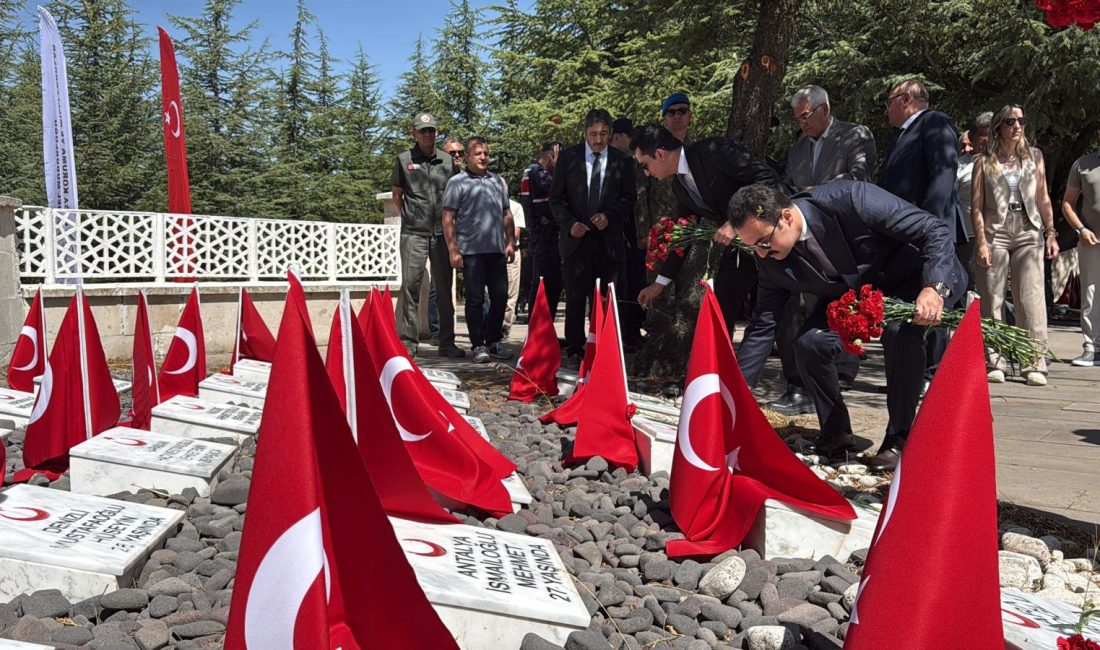 Afyonkarahisar’da Büyük Taarruz’un 104. yıl dönümü dolayısıyla, Albay Reşat Çiğiltepe