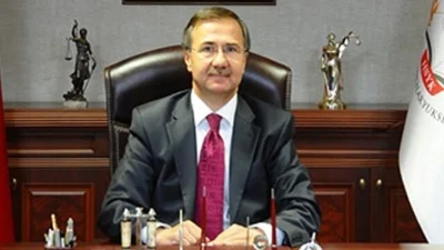 Türk ceza hukukunun en önemli akademisyenlerinden biri olan, yeni Türk