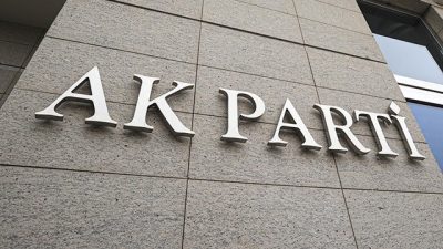 AK Parti'de Tunceli, Ardahan, Karaman ve Afyonkarahisar il başkanlıklarına yeni