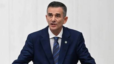Gazeteci Fatih Altaylı, AK Parti'nin 23. kuruluş yıl dönümünde partiye