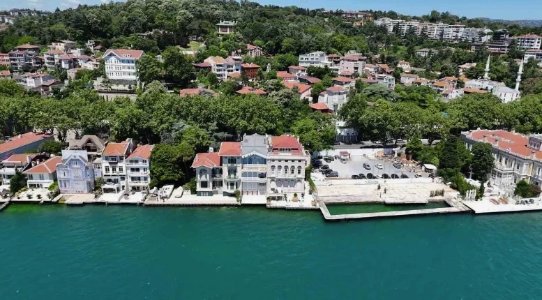 Kara Todori Paşa Yalısı'nın sahibi iş insanı Servet Koçak'ın 4