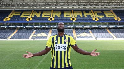 Fenerbahçe'de UEFA Şampiyonlar Ligi play-off turundaki kritik Lyon eşleşmesi öncesi
