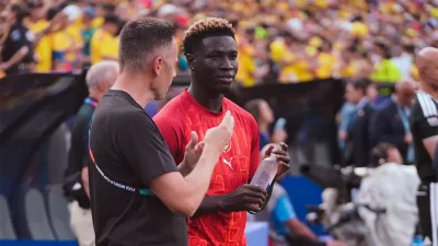 Fenerbahçe, Fransız ekibi Nice’in 22 yaşındaki Ganalı stoperi Kojo Peprah