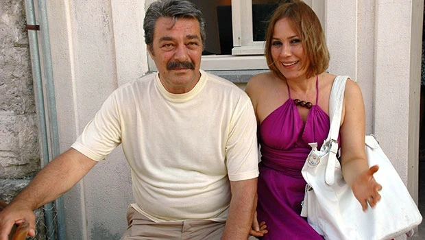 Kadir İnanır'ın vasiyet davasında Jülide Kural'dan ilk açıklama geldi! Vasiyetnamelerin