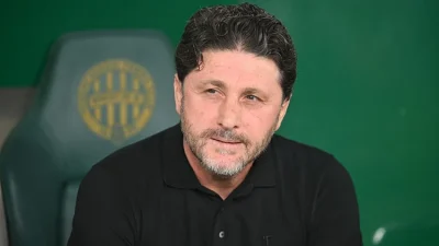 Trabzonspor'daki görevinden ayrılan teknik direktör Fatih Tekke, bordo-mavili ekipte kısa