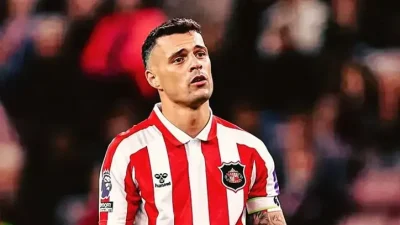 İsviçreli futbolcu Granit Xhaka hakkında sahte Covid-19 aşı sertifikası skandalı!