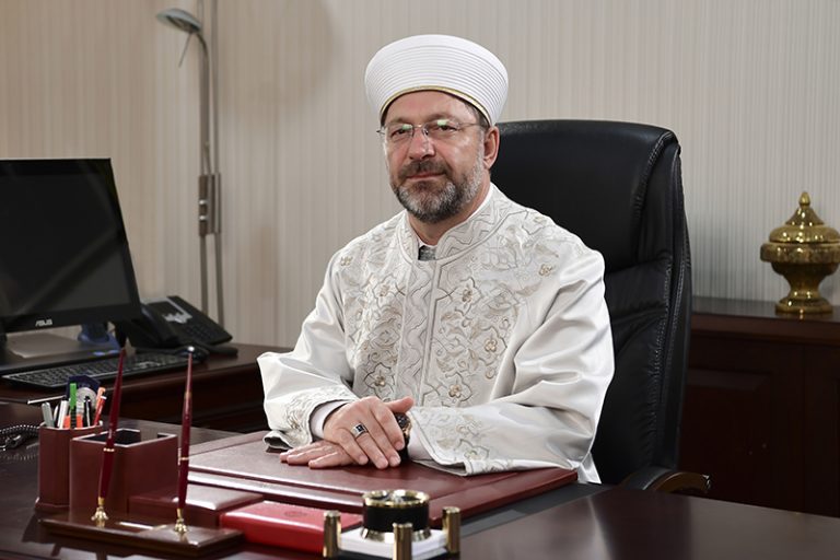 Eski Diyanet İşleri Başkanı Ali Erbaş'ın kızı Bihter Serra Erbaş