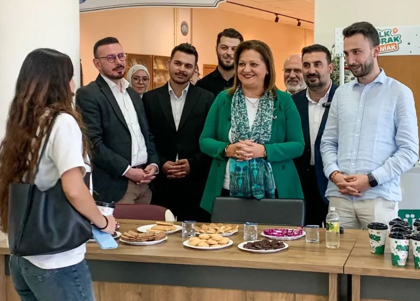 

AK Parti Afyonkarahisar İl Başkanı Dr. Özgür Kavak, Afyonkarahisar Belediye