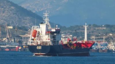 Marmara'da Silivri açıklarında iki gemi çarpıştı. Hasar alan gemi ve