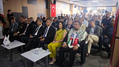 Afyonkarahisar Sağlık Bilimleri Üniversitesi (AFSÜ) tarafından düzenlenen “Kuşatma Altında Beyaz