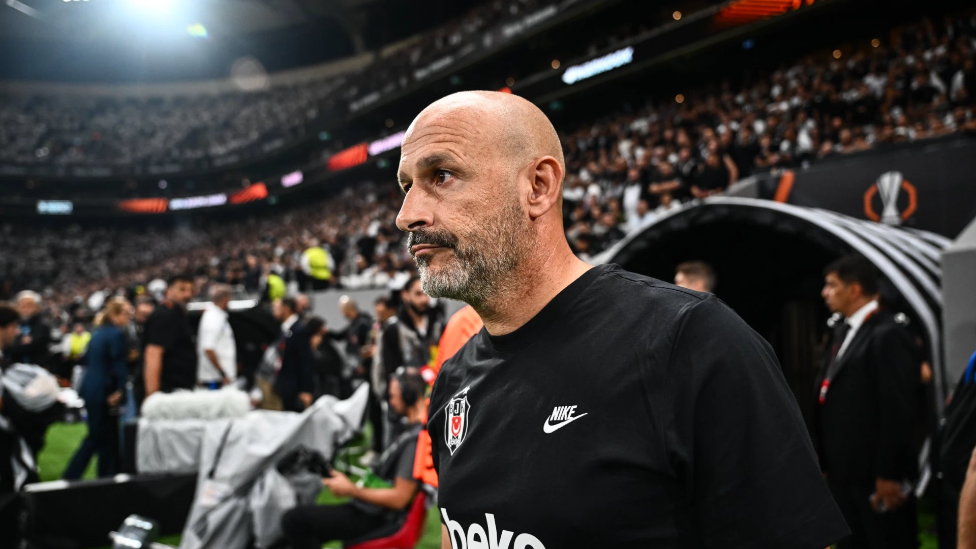 Beşiktaş Teknik Direktörü Vincenzo Italiano, milli arada siyah-beyazlı takımın geride