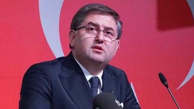 Gazeteci Tolgahan Erdoğan'ın, aralarında Kocaeli Milletvekili Harun Özgür Yıldızlı'nın da