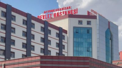 Afyonkarahisar Devlet Hastanesi’nde görev yapan Üroloji Uzmanı Dr. Kadir Polat’ın,