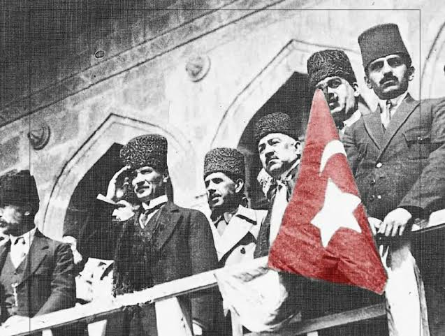 Bugün 9 Eylül 2026! Türk milletinin bağımsızlık meşalesi, İzmir'in düşman