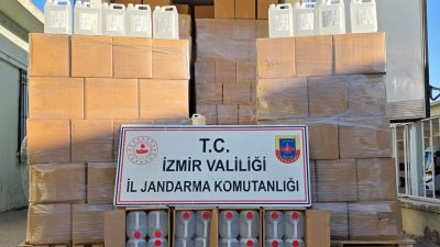 İzmir İl Jandarma Komutanlığı ekipleri, halk sağlığını tehdit eden kaçak
