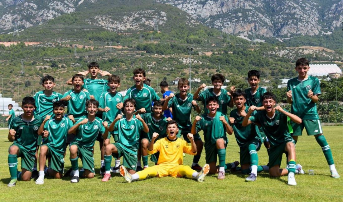 Konyaspor U14 takımı rekor kırarak Alanya 1221'i 23-0 mağlup etti!