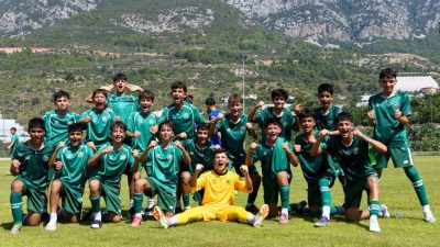 Konyaspor U14 takımı rekor kırarak Alanya 1221'i 23-0 mağlup etti!