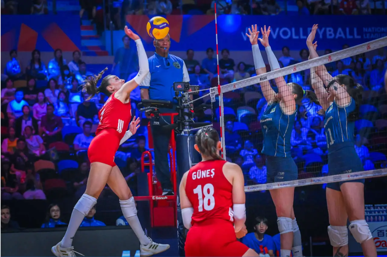 ABD ve Kanada'nın ortaklaşa ev sahipliği yapacağı 2027 Kadınlar Voleybol