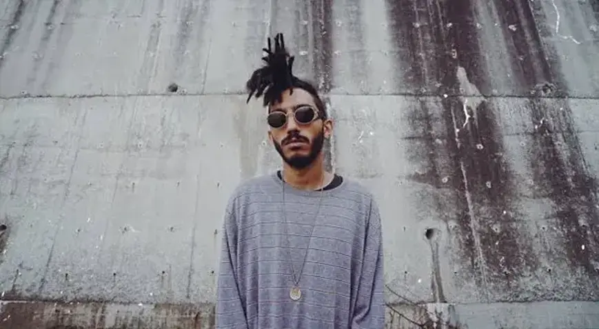 Türkçe rap müziğin usta ismi Ceza, son konserinde sahnede sert