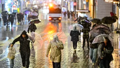 Marmara Bölgesi'ni etkisi altına alan şiddetli sağanak yağış ve olumsuz