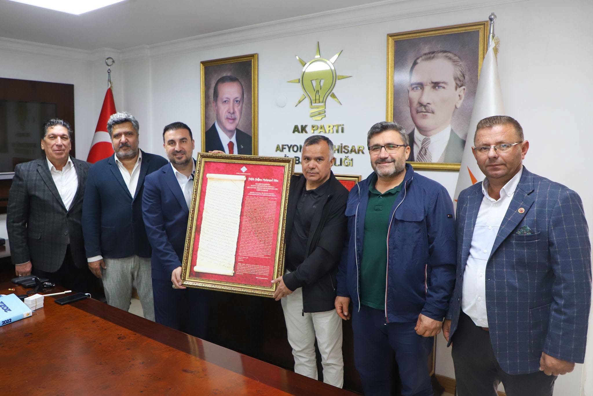 AK Parti Hocalar İlçe Başkanı Salih Sarı, Hocalar Belediye Başkanı