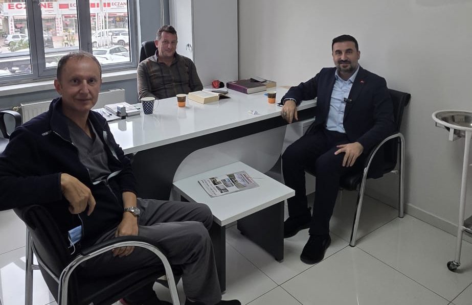 
AK Parti Afyonkarahisar İl Başkanı Dr. Özgür Kavak, Fuar Hastanesi