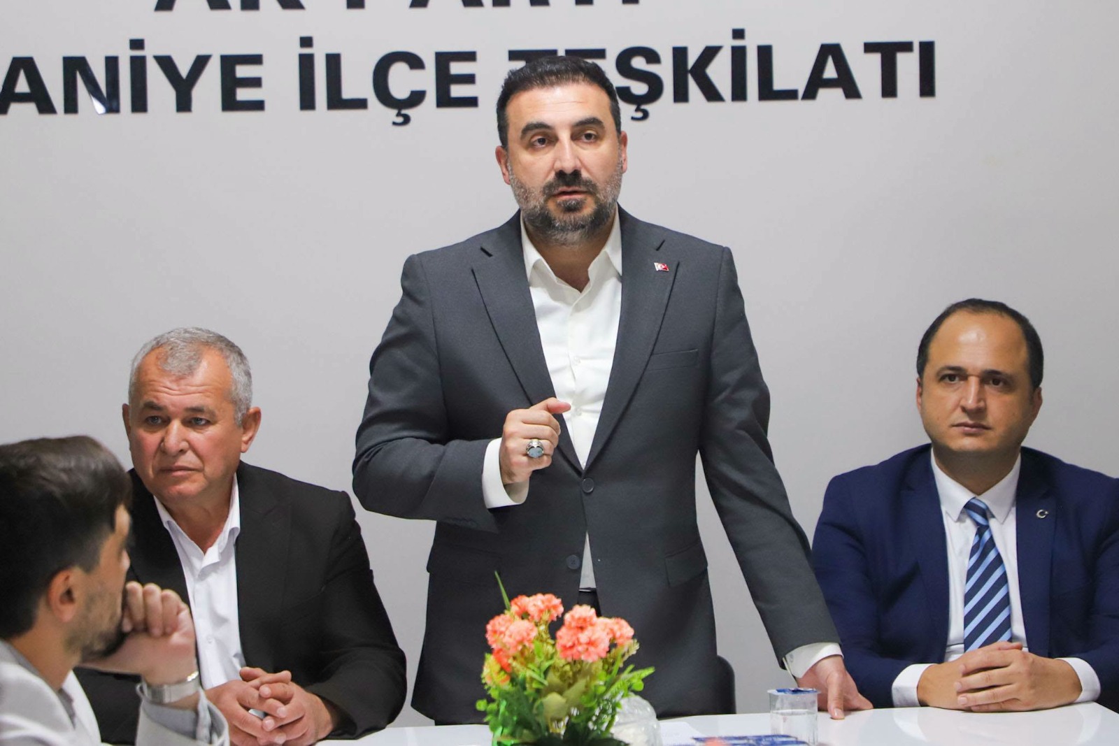 AK Parti Afyonkarahisar İl Başkanı Dr. Özgür Kavak, İhsaniye İlçe
