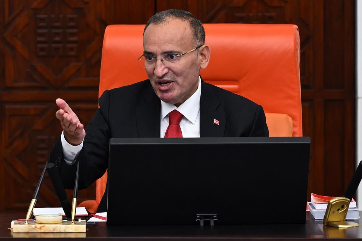 AK Parti Şanlıurfa Milletvekili ve TBMM Başkanvekili Bekir Bozdağ, sağlık