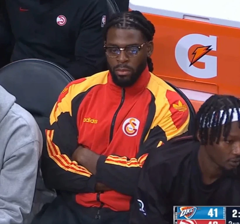 NBA'in yıldız oyuncularından Lu Dort, takımı Atlanta Hawks'ın Oklahoma City